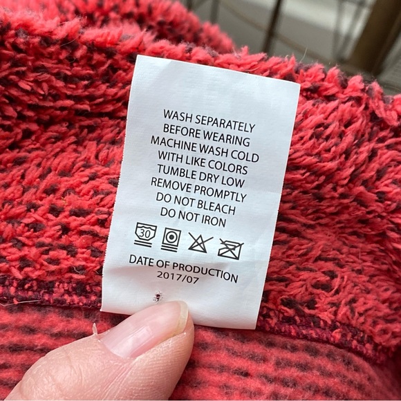 HOT CHILLYS quarter-zip fluffy warm red-orange ladies pullover Large - Picture 6 of 9